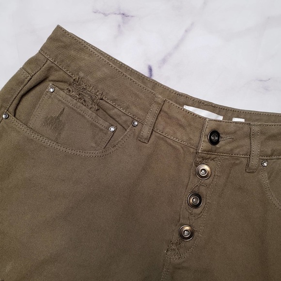 A LOVES A distressed fringe shorts 27 - Picture 4 of 9